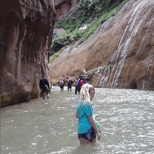 Meet your Posher, Taryn